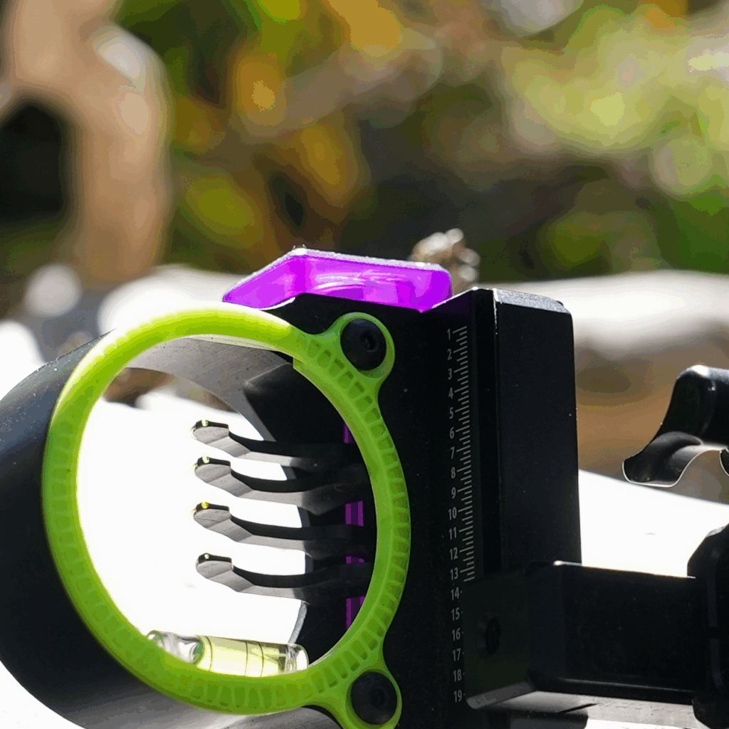 PhotoChromatic Pins Zig Zag